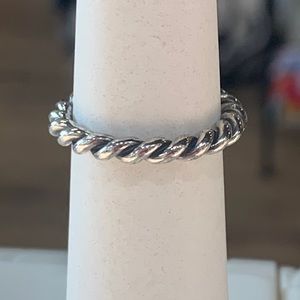 RETIRED Intertwined Ring